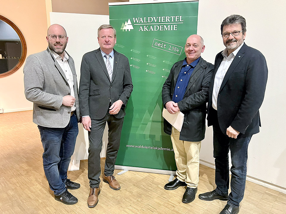Thomas Arthaber, Gottfried Waldhäusl, Stefan Scholz und Bgm. Gerhard Lentschig (v. l.) Foto © Museum Horn